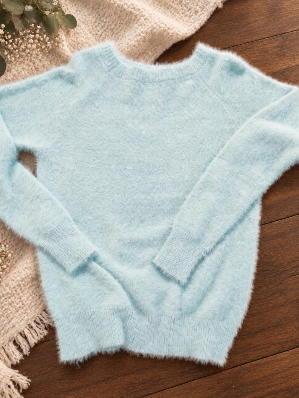 Light Blue Fuzzy Knit Crewneck Sweater SZ L